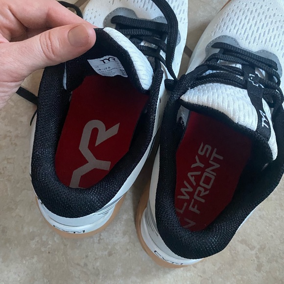 TYR CYX-1 Training Shoes - Picture 8 of 12